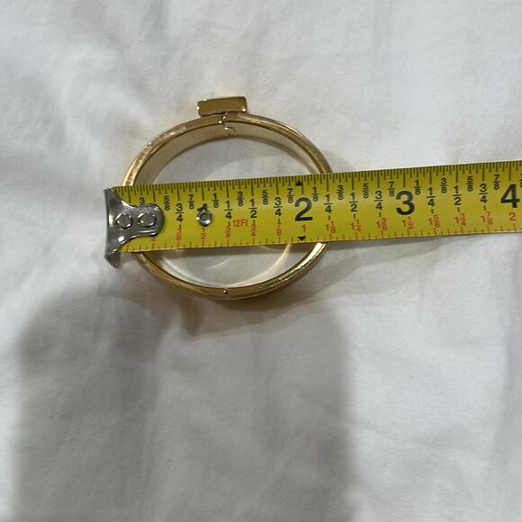 Givenchy Gold Cuff Sz Small NWOT - Picture 4 of 9